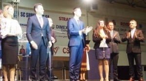 x2-400-e1478287460413