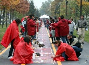 longest-condom-chain-2